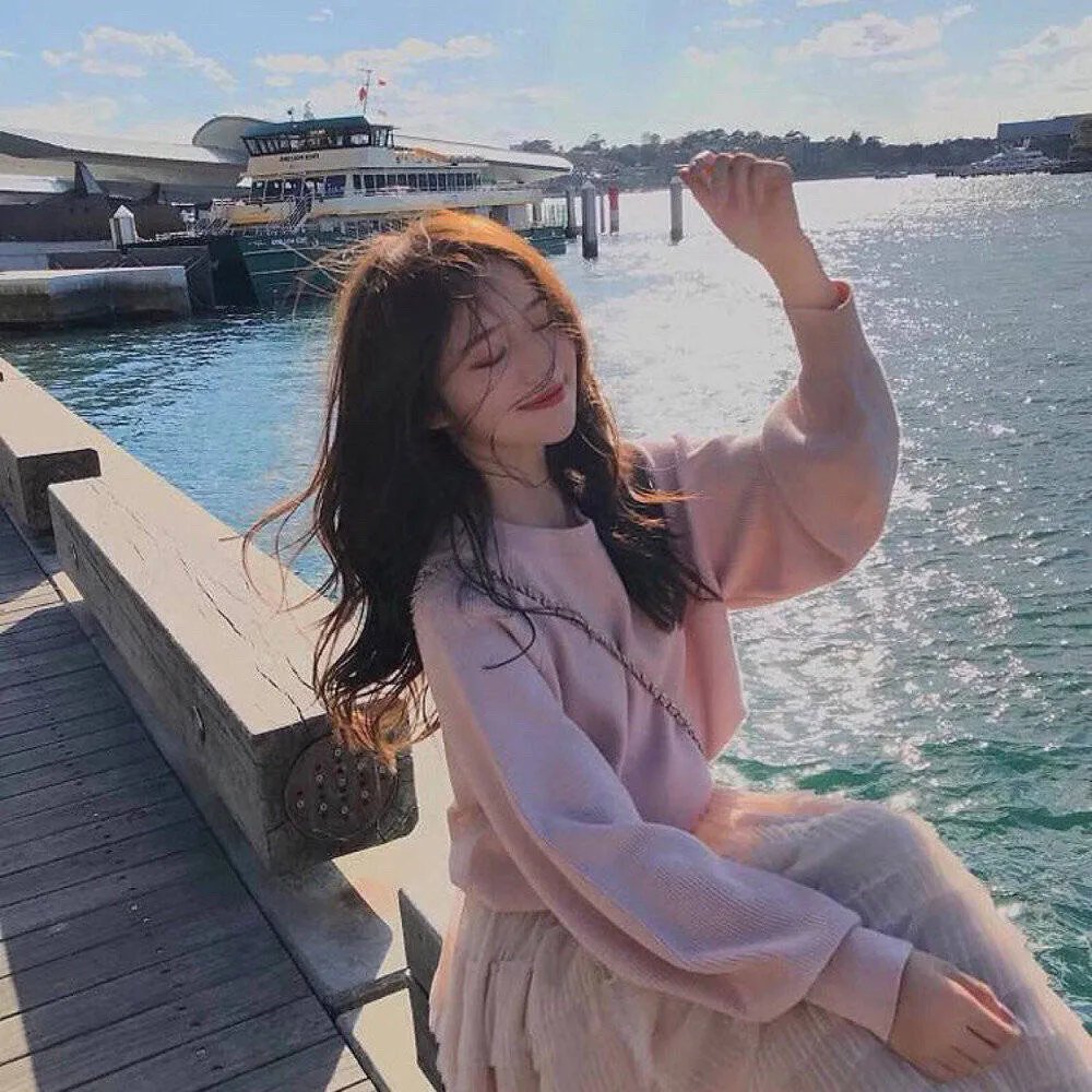 消失的她们坠入深渊后我手撕渣女